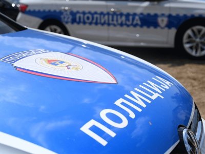 Automobilom udario u fontanu u Trebinju, odmah uhapšen