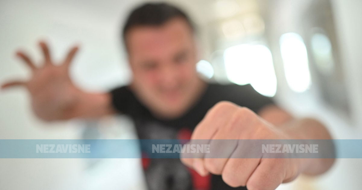 Braća ludovala u Kneževu: Jedan uhapšen, drugi saslušan