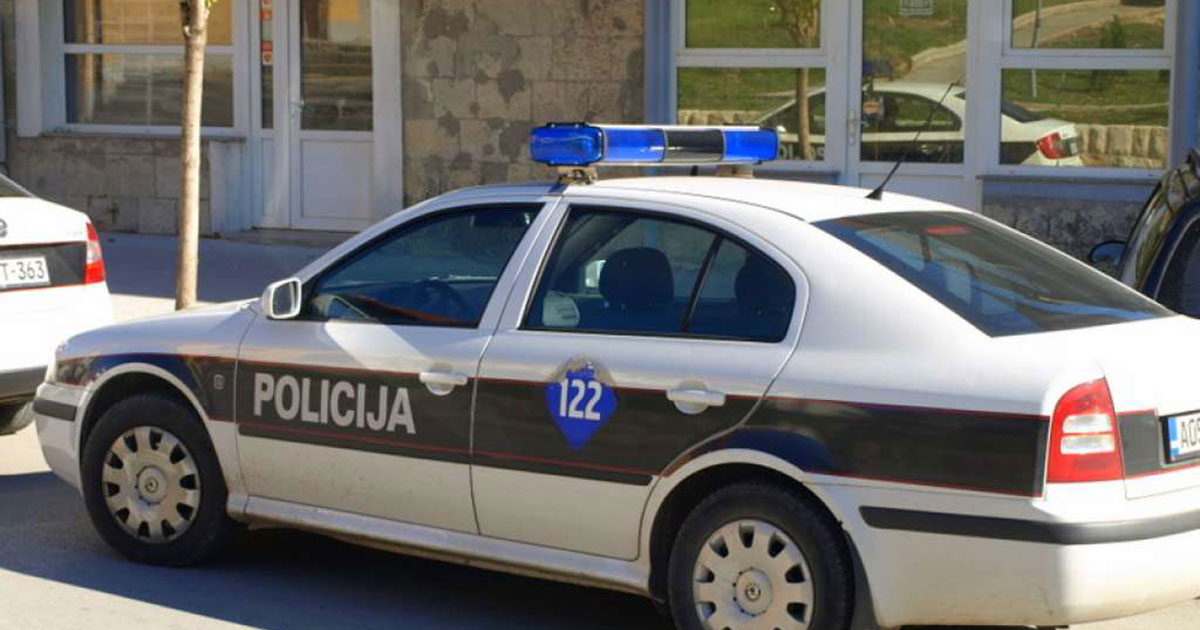 Muškarac zadobio povrede kod Druge gimnazije u Sarajevu: Prevezen na KCUS