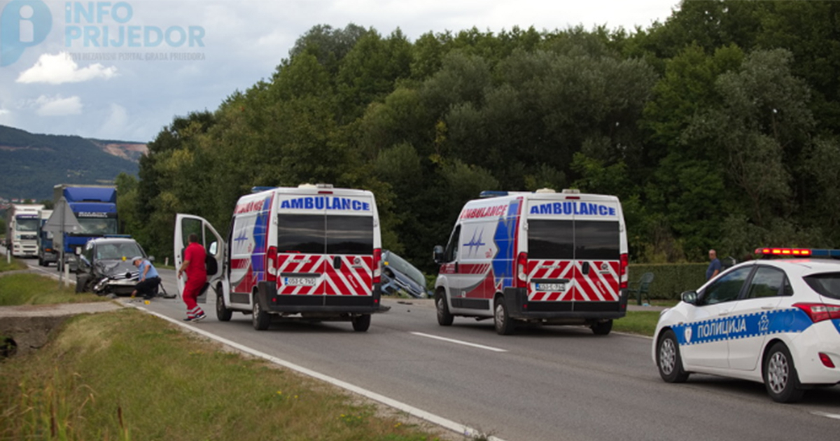Teška saobraćajka na putu Prijedor – Banjaluka, ima povrijeđenih
