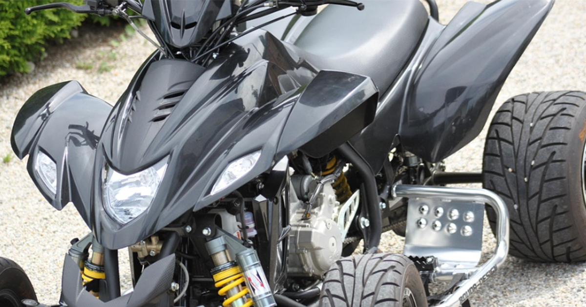 Prilikom prevrtanja kvada vozač teško povrijeđen